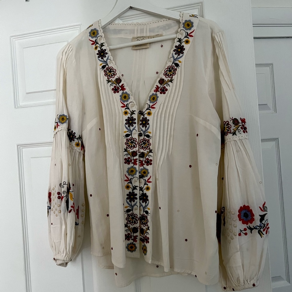 Anthropologie Cream Boho Embroidered V-Neck Blouse